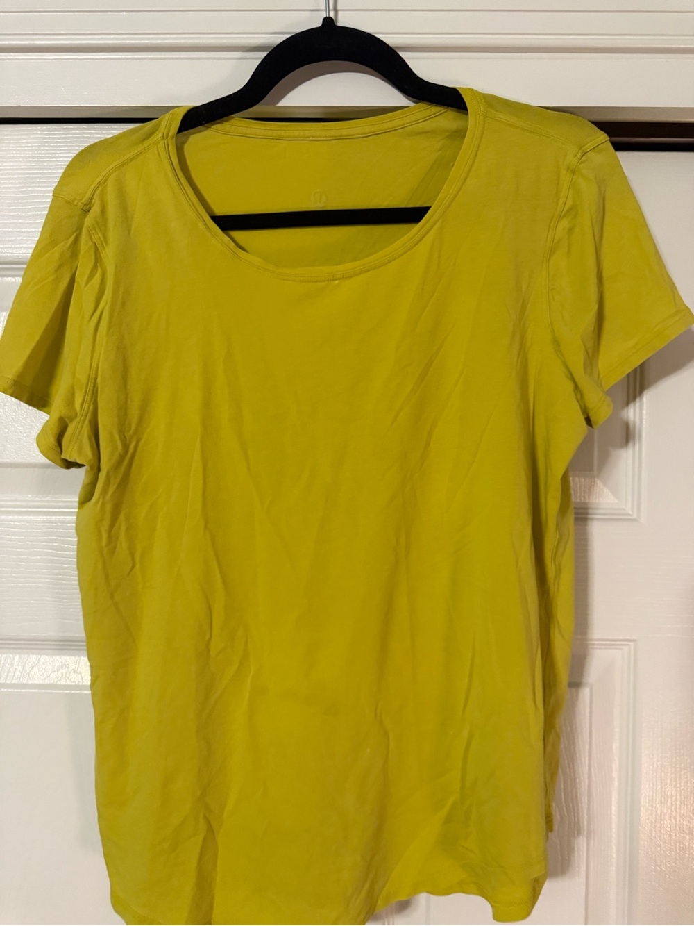 lululemon athletica Women's Scoop Neck Short Sleeve Tee - Lime Green